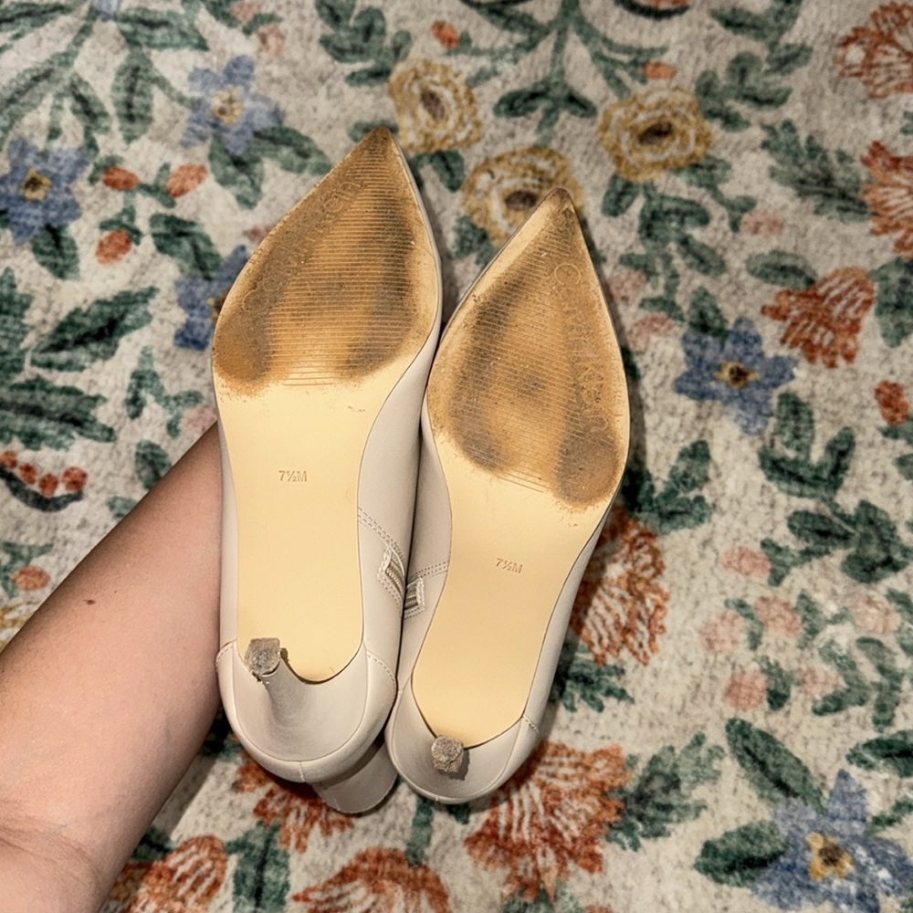 Calvin Klein Vivera Pointy Toe Stiletto Heel Cream Dress Booties size 7.5 - Picture 3 of 6